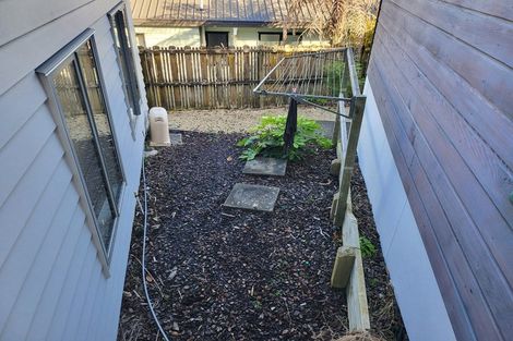 Photo of property in 12 Mallard Place, Unsworth Heights, Auckland, 0632