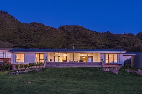 Photo of property in 214b Huia Street, Waikanae, 5391