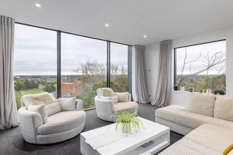 Photo of property in 26 Hackthorne Road, Cashmere, Christchurch, 8022