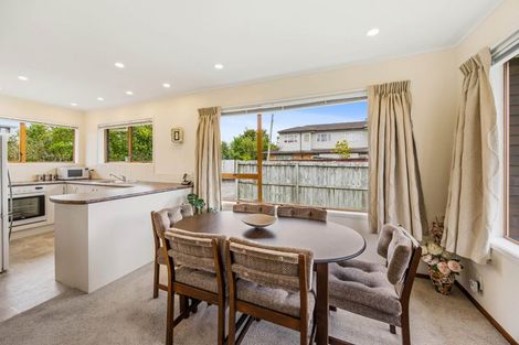 Photo of property in 5/33 Swanson Road, Henderson, Auckland, 0610