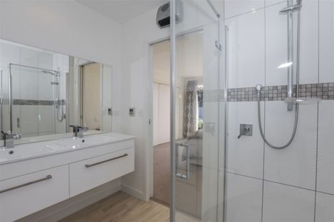 Photo of property in 40 Quinnat Street, Albert Town, Wanaka, 9305