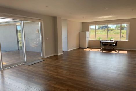 Photo of property in 6 Throttle Close, Dairy Flat, Albany, 0794