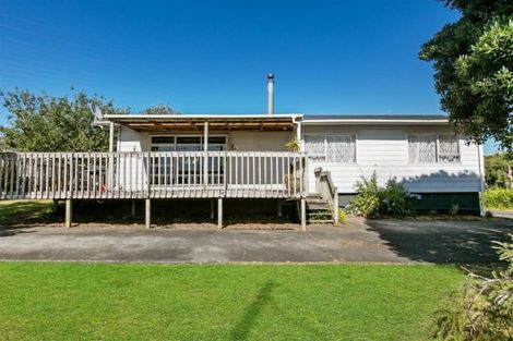 Photo of property in 301 Triangle Road, Massey, Auckland, 0614