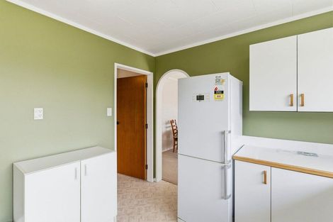 Photo of property in 48a Rewarewa Crescent, Waikanae, 5036