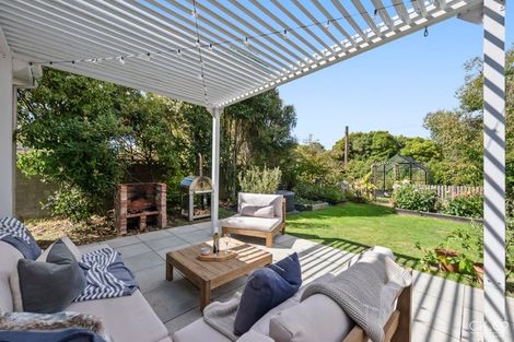 Photo of property in 232 Fergusson Drive, Heretaunga, Upper Hutt, 5018