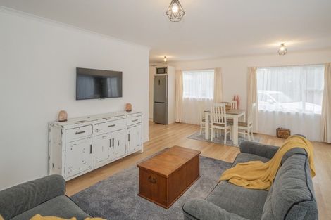 Photo of property in 20 Cook Drive, Whitianga, 3510