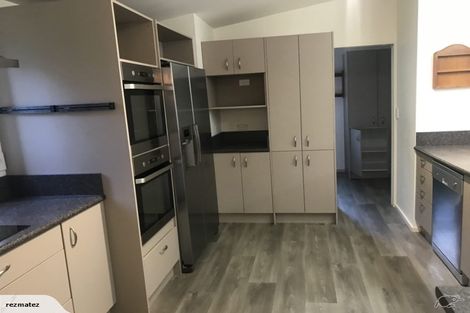 Photo of property in 4 Panorama Drive, Paraparaumu, 5032