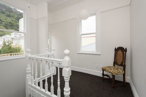 Photo of property in 132 Tinakori Road, Thorndon, Wellington, 6011