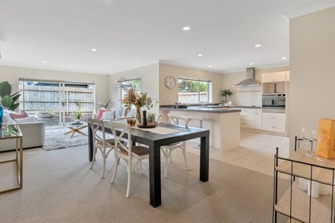 Photo of property in 24 Birchlands Road, Flat Bush, Auckland, 2019