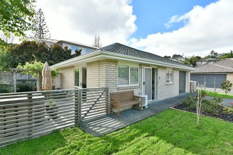 Photo of property in 21b Bonita Avenue, Stanmore Bay, Whangaparaoa, 0932