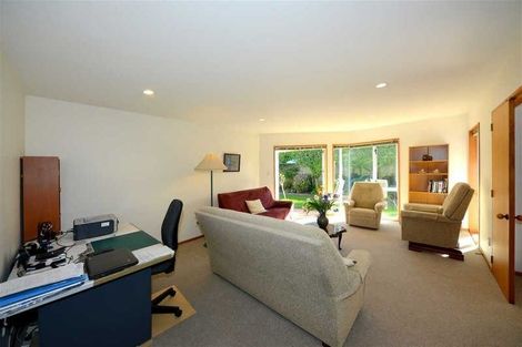 Photo of property in 1/94a Maidstone Road, Ilam, Christchurch, 8041