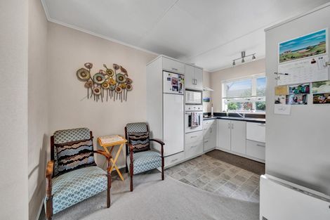 Photo of property in 21 Davidson Street, Hawera, 4610