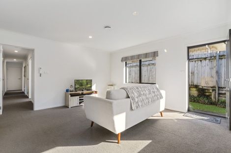 Photo of property in 19/19 Glencarron Place, Bethlehem, Tauranga, 3110