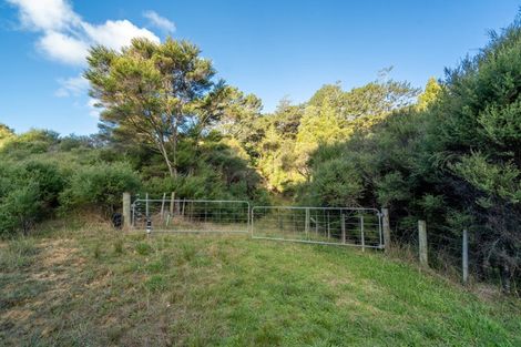 Photo of property in 244b Blackbridge Road, Dairy Flat, 0794