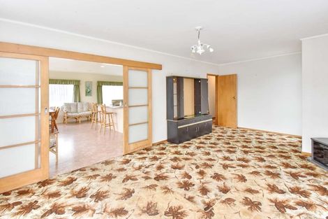 Photo of property in 25 Addington Avenue, Manurewa, Auckland, 2102