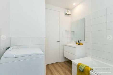 Photo of property in 79 Elizabeth Street, Mount Victoria, Wellington, 6011