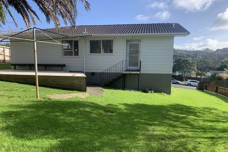 Photo of property in 13 Spinella Drive, Bayview, Auckland, 0629