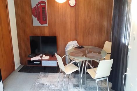 Photo of property in 75 Todman Street, Brooklyn, Wellington, 6021