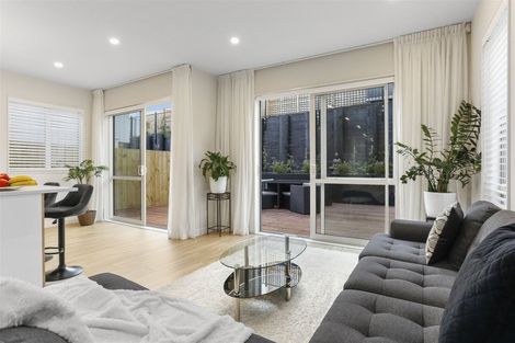 Photo of property in 41 Pohewa Road, Silverdale, 0932