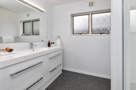 Photo of property in 12 Escalona Street, Te Kamo, Whangarei, 0112