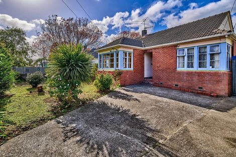 Photo of property in 96 Molesworth Street, Taita, Lower Hutt, 5011