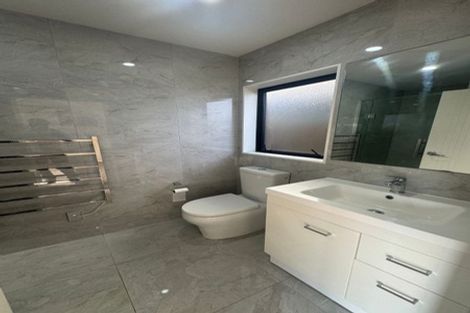 Photo of property in 58b Cambridge Terrace, Papatoetoe, Auckland, 2025