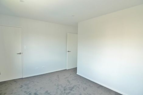 Photo of property in 28 Rakich Place, Henderson, Auckland, 0612