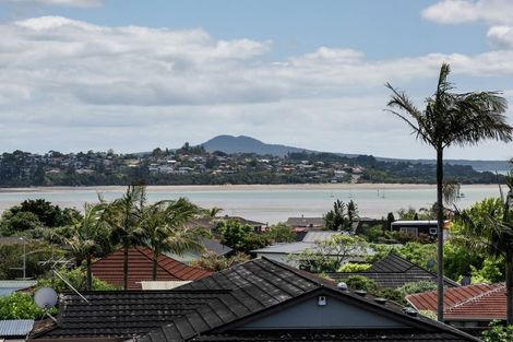 Photo of property in 11 Paykel Avenue, Farm Cove, Auckland, 2012