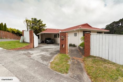 Photo of property in 24 Percy Dyett Drive, Karori, Wellington, 6012