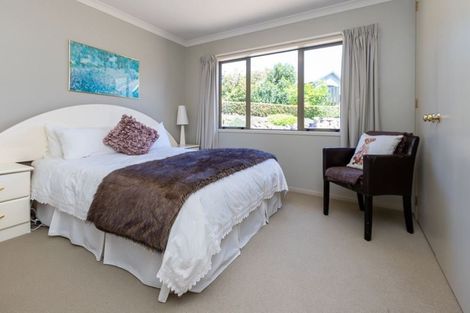 Photo of property in 22 Waipuna Place, Rototuna, Hamilton, 3210