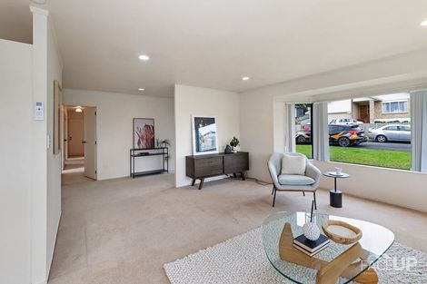 Photo of property in 14 Milan Drive, Glen Eden, Auckland, 0602