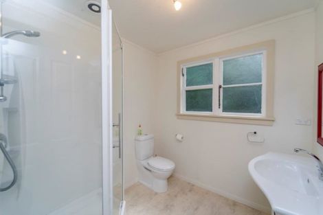 Photo of property in 27 Wakefield Street, Featherston, 5710