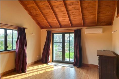 Photo of property in 37 Hilton Road, Carterton, 5713