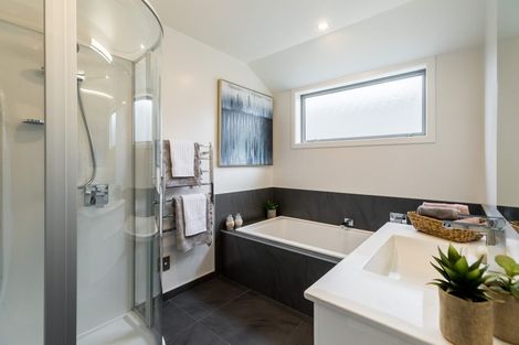 Photo of property in 51 Molyneux Avenue, Cromwell, 9310