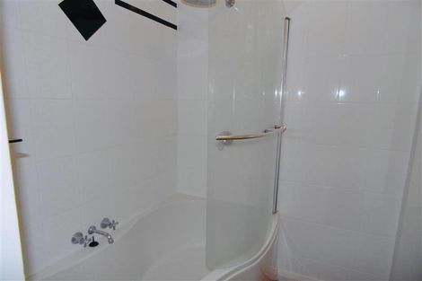 Photo of property in 9 Beach Street, Fitzroy, New Plymouth, 4312