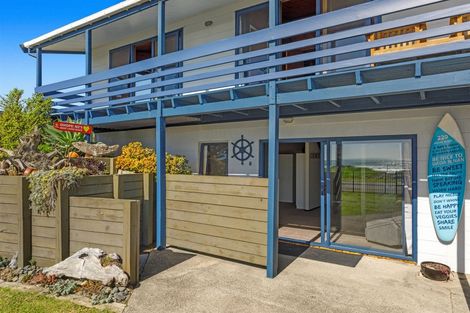 Photo of property in 220 Ocean Road, Ohope, 3121