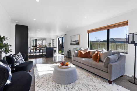 Photo of property in 13 Rua Place, Bell Block, New Plymouth, 4312