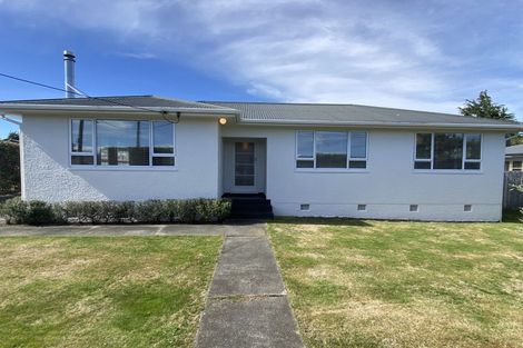 Photo of property in 8 Barrett Place, Carterton, 5713