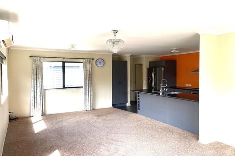 Photo of property in 12 Cresswell Place, Johnsonville, Wellington, 6037