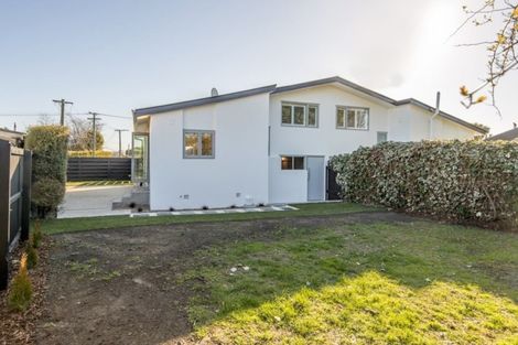 Photo of property in 2/54 Garreg Road, Bryndwr, Christchurch, 8052