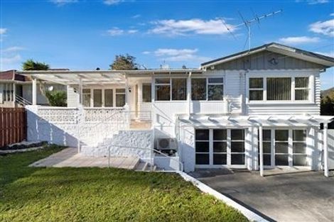 Photo of property in 64 Seabrook Avenue, New Lynn, Auckland, 0600