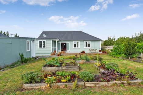 Photo of property in 33 Revans Street, Featherston, 5710