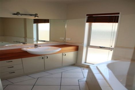 Photo of property in 127 Motu Capri, Pauanui, Hikuai, 3579