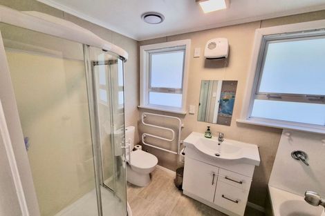 Photo of property in 146 George Street, Stokes Valley, Lower Hutt, 5019