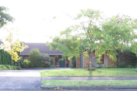 Photo of property in 14 Majesty Place, Half Moon Bay, Auckland, 2012