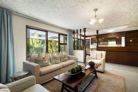 Photo of property in 10 Portsea Place, Chatswood, Auckland, 0626