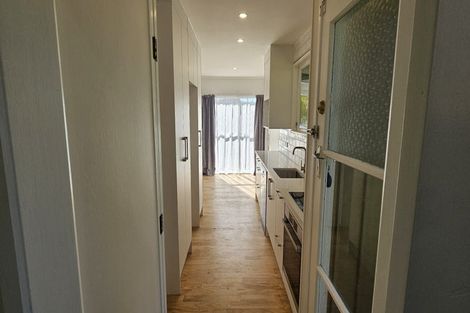 Photo of property in 5 Mcphail Street, Birkdale, Auckland, 0626