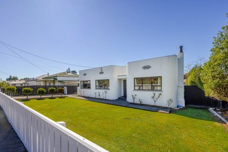 Photo of property in 3 Great North Road, Waipawa, 4210