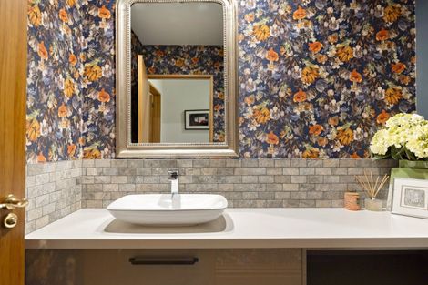 Photo of property in 68 Stoney Creek Road, Kawarau Falls, Queenstown, 9371