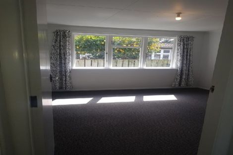 Photo of property in 30a Benge Crescent, Clouston Park, Upper Hutt, 5018